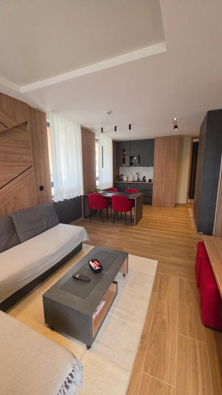 Tara Home Lux - 3