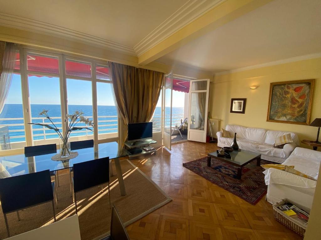 Seafront Flat on the Promenade - Next to Negresco - 1