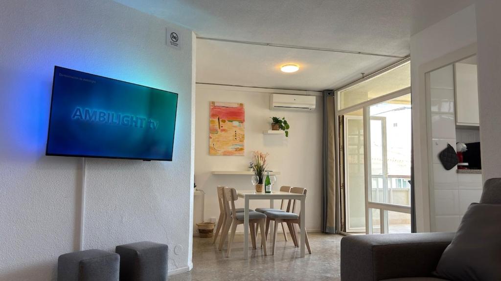 Beach Apartment with pool - La Carihuela - 3