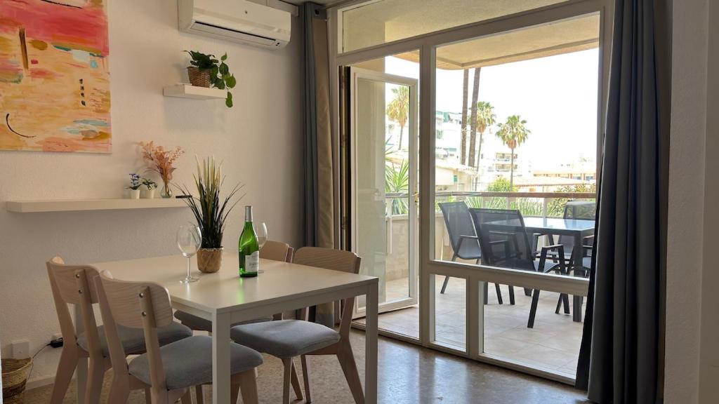 Beach Apartment with pool - La Carihuela - 5