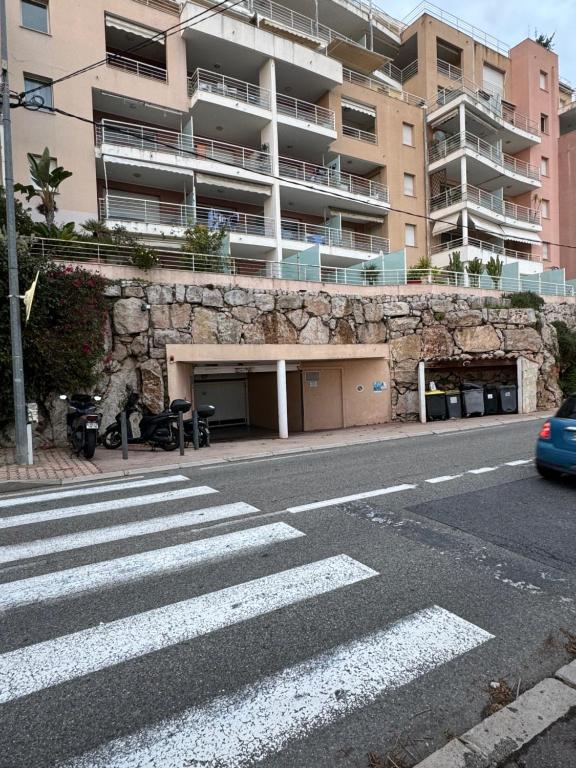 Stunning Monaco View Large Terrace 70 sqm - 3
