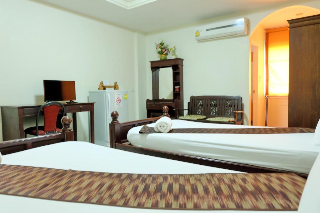 Standard Twin Room, Siam House Interplace in Lopburi