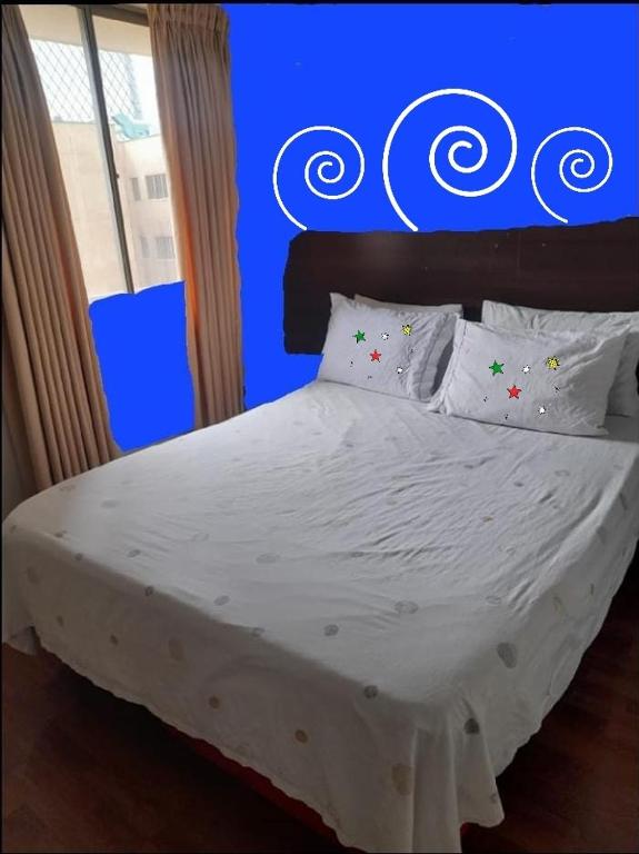 what yes apartments - 4