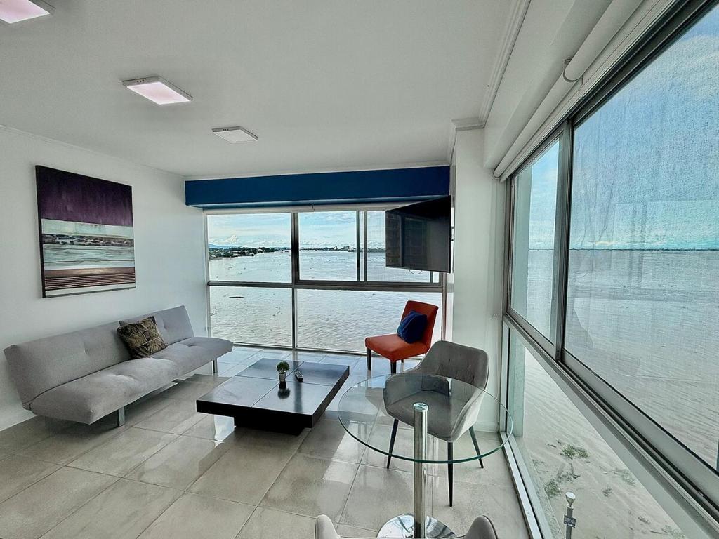 Suite con vista panorámica al río y jacuzzi RF2-306 - 3