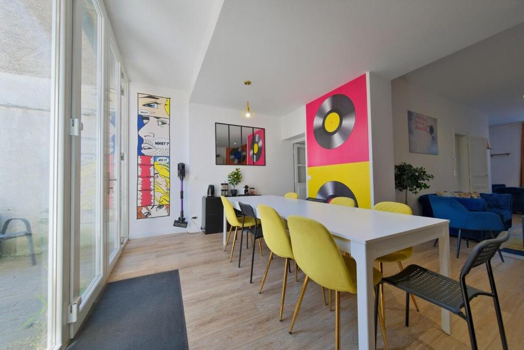Montreal - 5 bedrooms - Air conditioning - 2