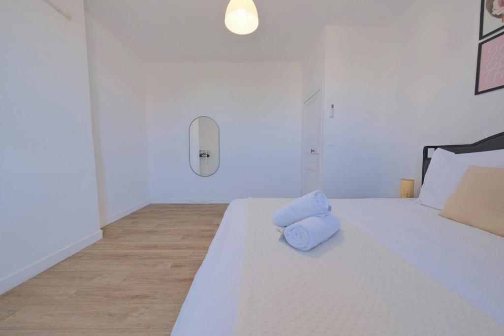 Montreal - 5 bedrooms - Air conditioning - 4