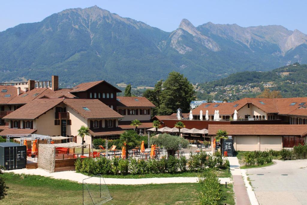Hotel Base Camp Lodge - Albertville - 1