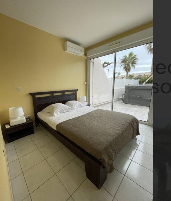 Appartement jacuzzi Village Naturiste - 4