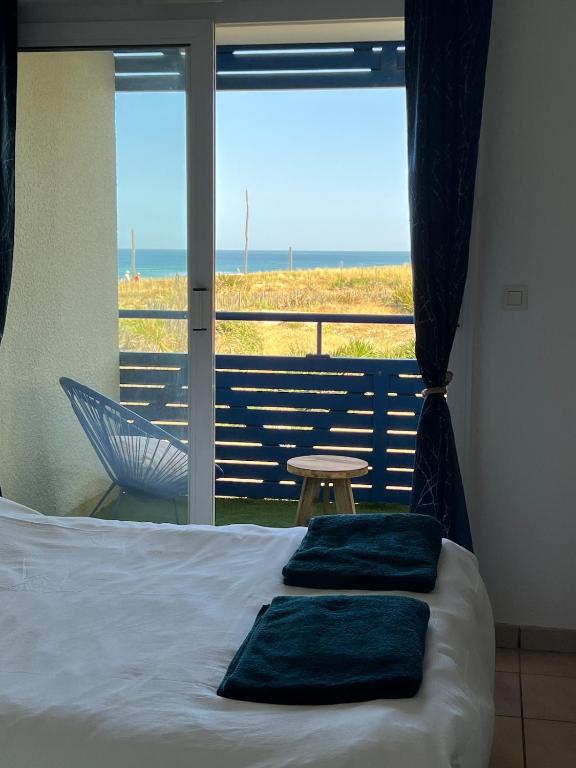 OCEAN VIEW - 2 bedroom Apt - Beach at 50M - SPool - 3