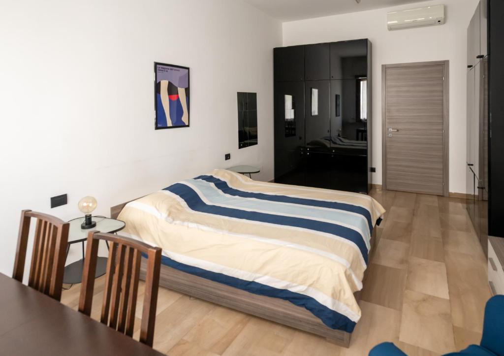 Spacious Aparment 10 mins walk from Duomo - 1