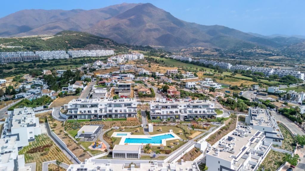 Habitat Valle Romano with Pool, Gym & Playground by Downtown Apartments Spain - 2
