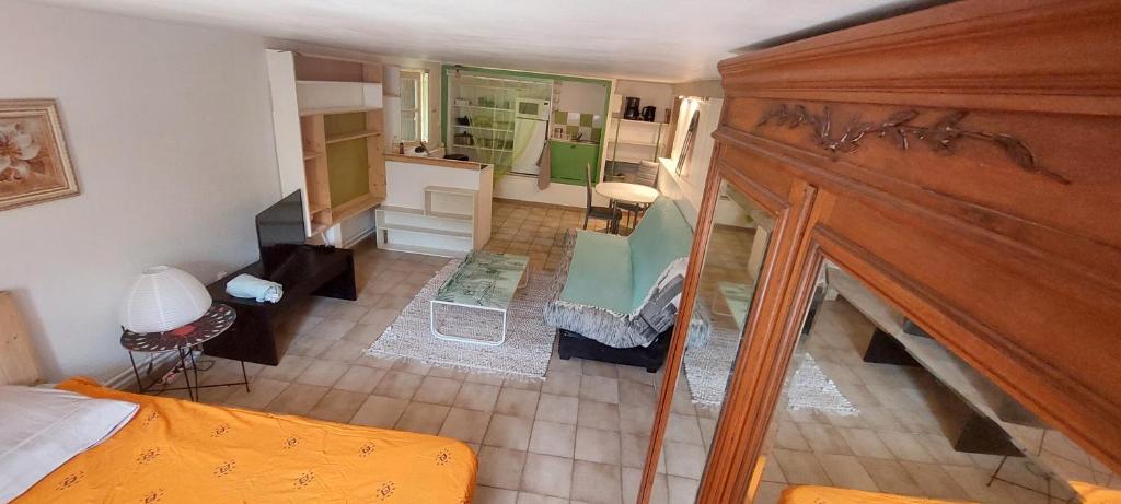 Beautiful apartment in Provençal residence with garden and WiFi - 5