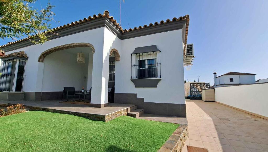 Chalet cerca de La Barrosa con piscina privada y barbacoa - 2