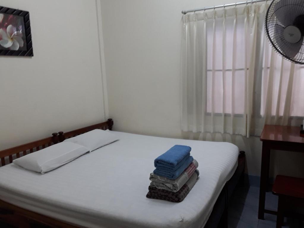 Vitoonguesthouse2fanrooms & Aircondition