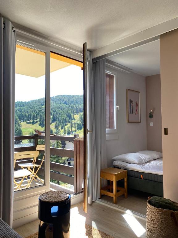 Appartement 4 à 6 couchages proximité immédiate des pistes avec balcon - 3