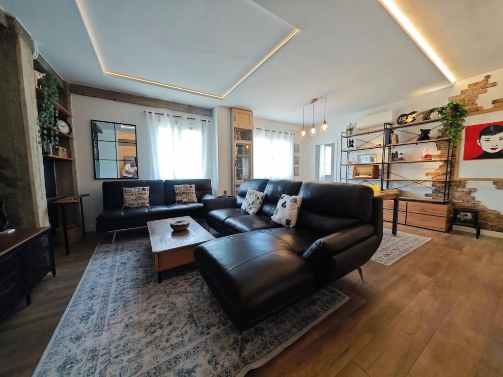 Modern & Quiet Apartment Near Downtown Madrid by MyRentalHost - 1