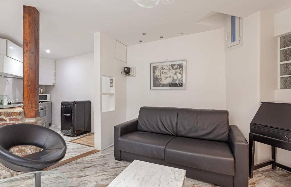 Modern 2BD Apartment 14 mins to the Eiffel Tower - 2