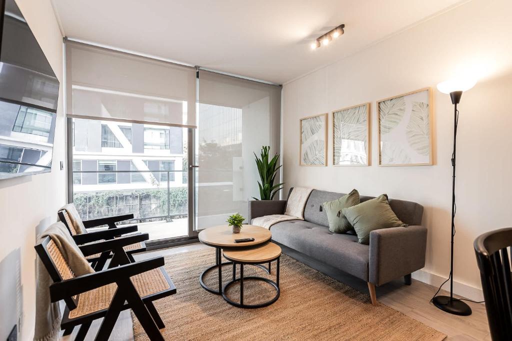 Impressive 2BR 2BA Parque Arauco mall - 1