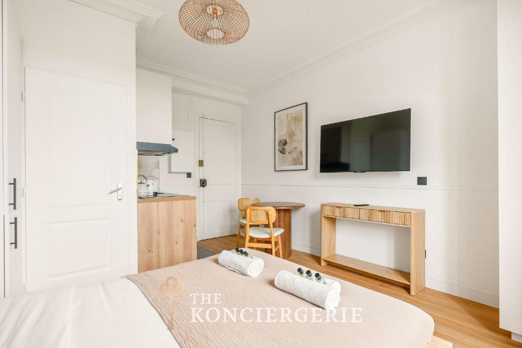 Studio contemporain Elegance parisienne 2 personnes - 5
