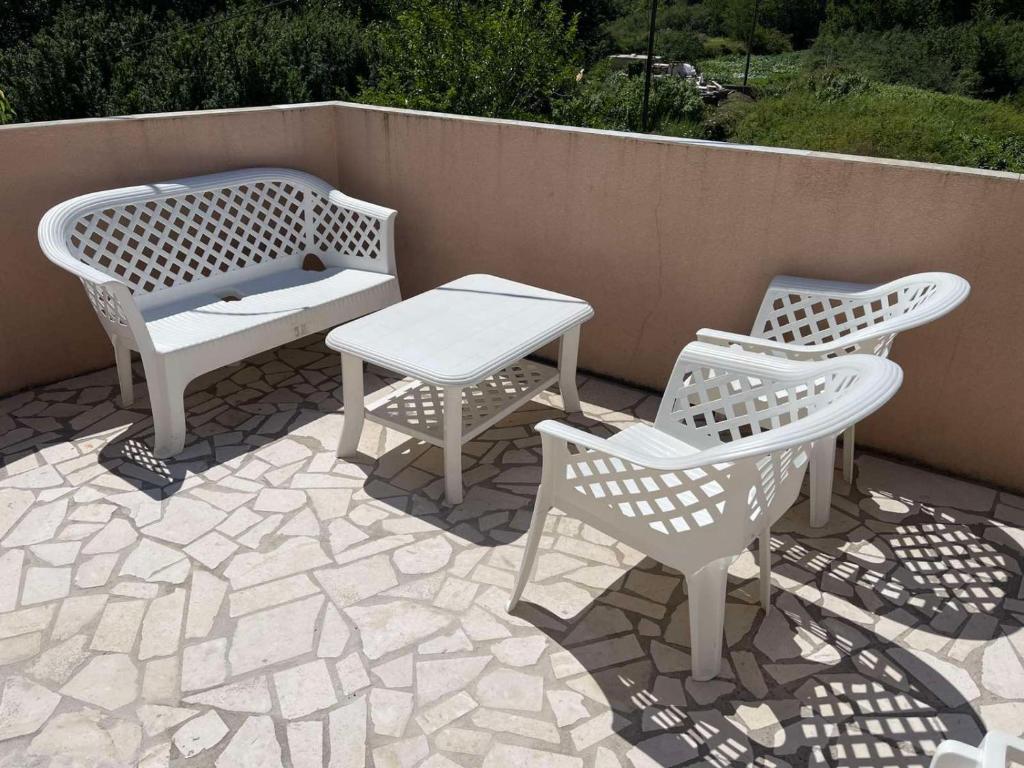 Apartment with pool Tomic Boka Bay - 3