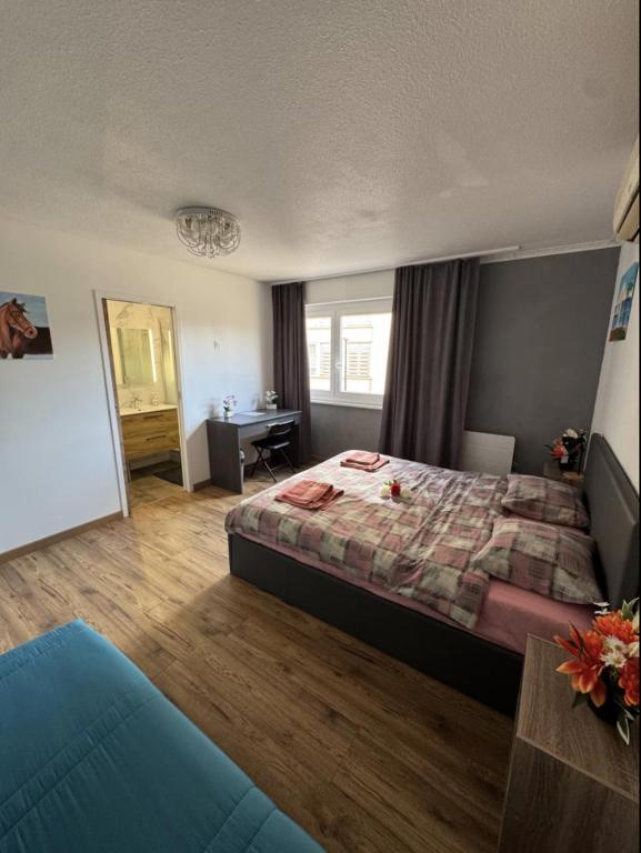 Chambre dans un appartement - 1
