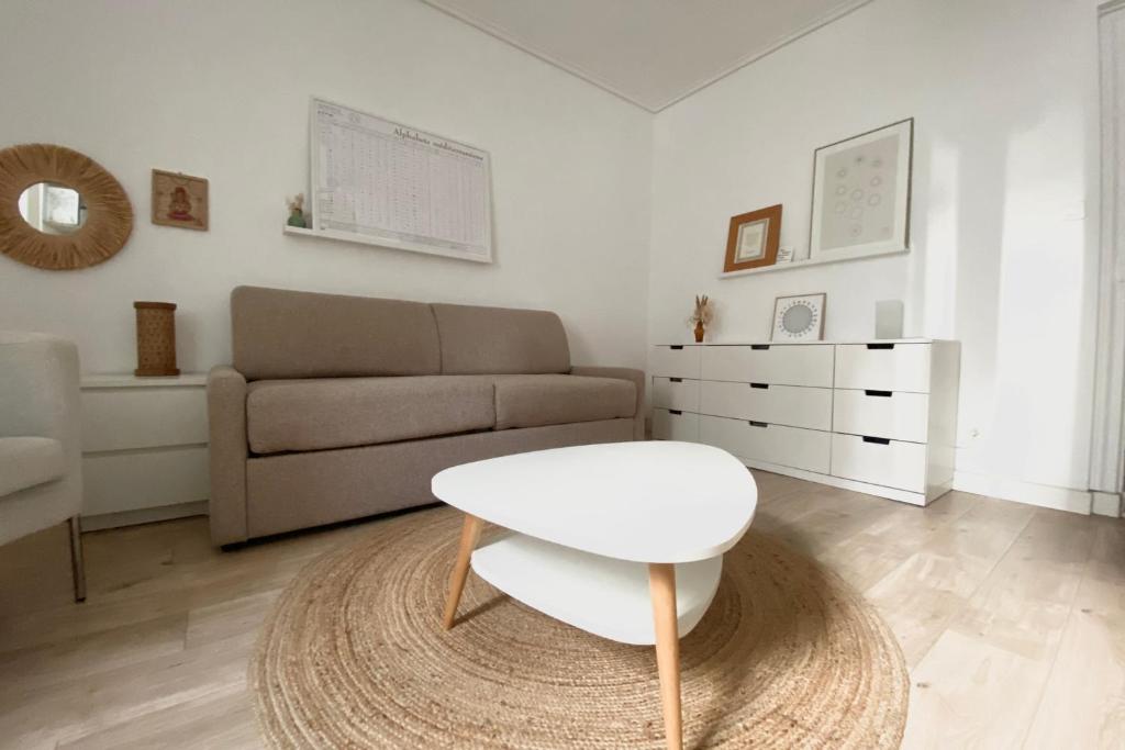 Quiet studio in Nantes ideal for two - 1