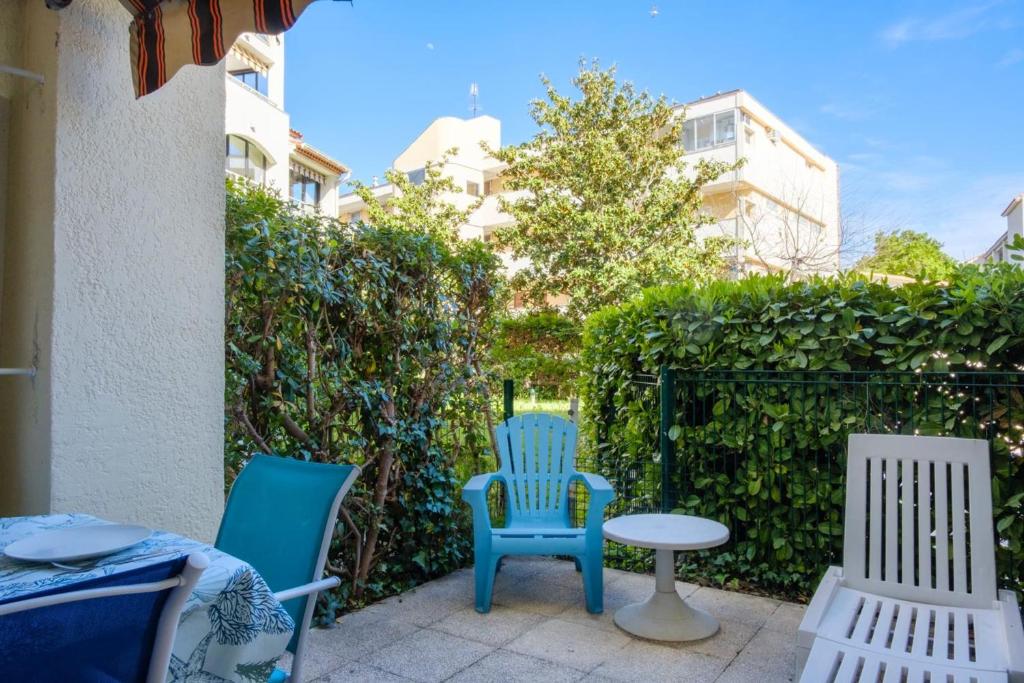 Accommodation with terrace and pool Sainte-Maxime - 2