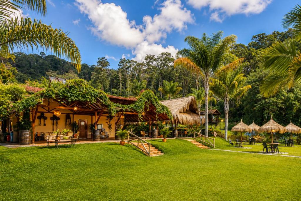 Hotel Pietrasanta Cabañas frente a la Represa Peñol Guatape - 4