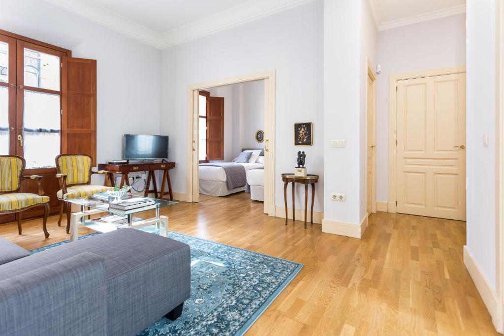 Garcia de Vinuesa 2 by Home at Homes - 3