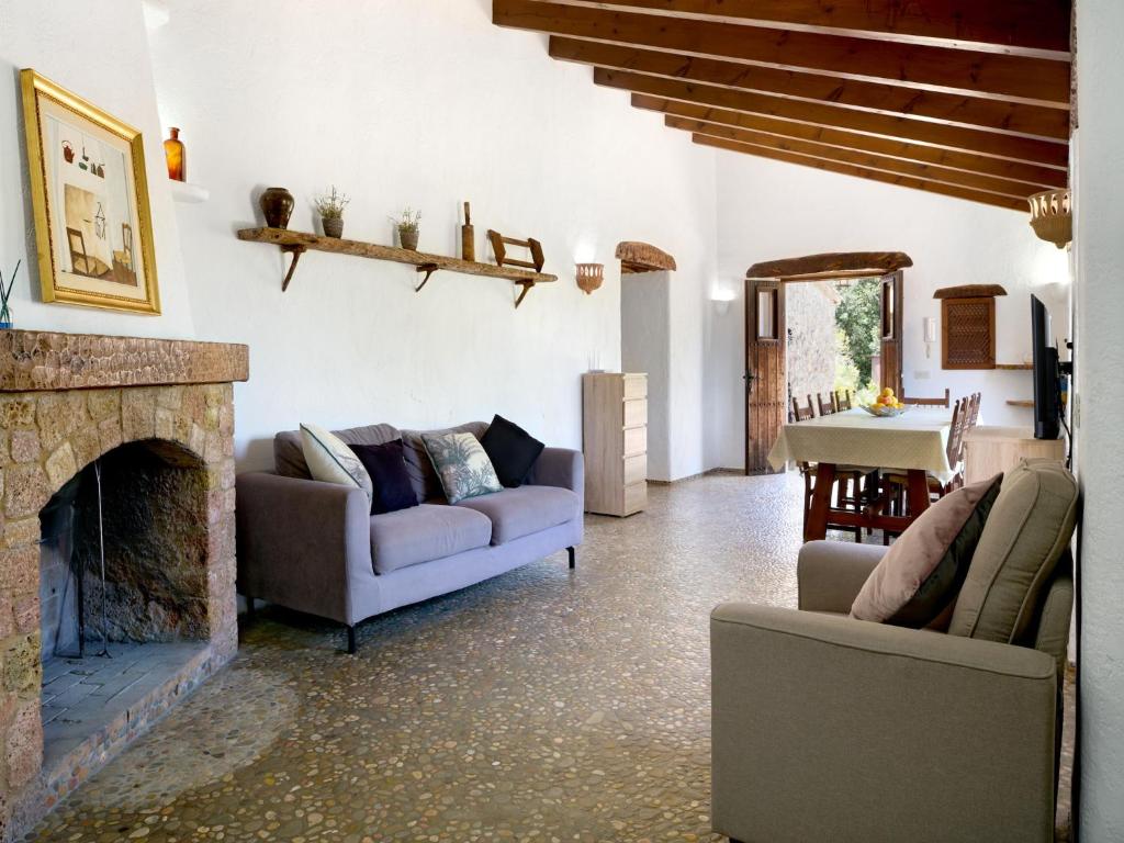 Hillside Villa with Pool for 5 - 3