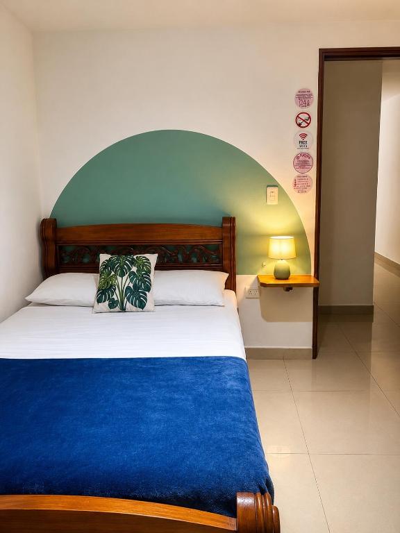 Hotel Jardin de Rosas - 3