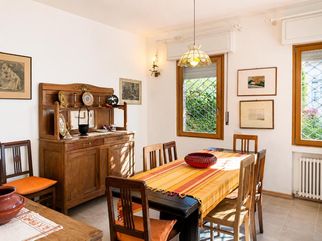 GuestHost - Como Lake Cosy Flat with Garden and Parking - 5
