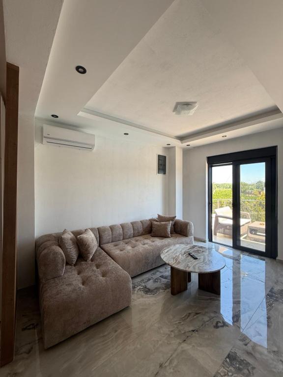 Riverside Apartments - 3