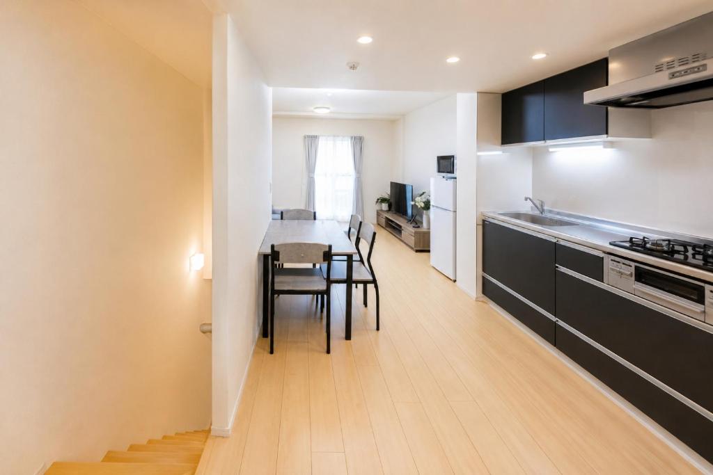 FL Residence Jingu Gyoen VI　A Quiet, Modern Stay Near Shinjuku in Tokyo