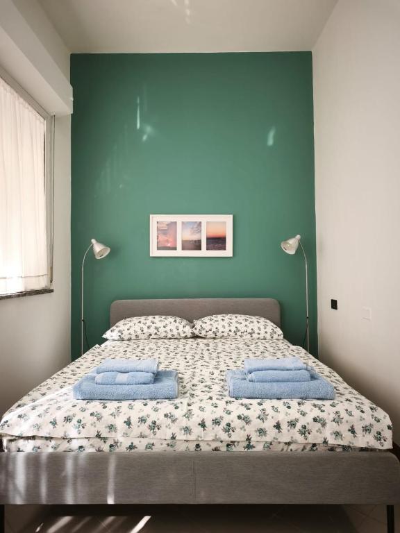 Rimini Beachside Apartment - 2