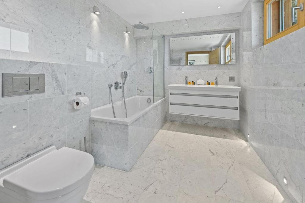 Chalet Des Étoiles, véritable ski-in ski-out - 2