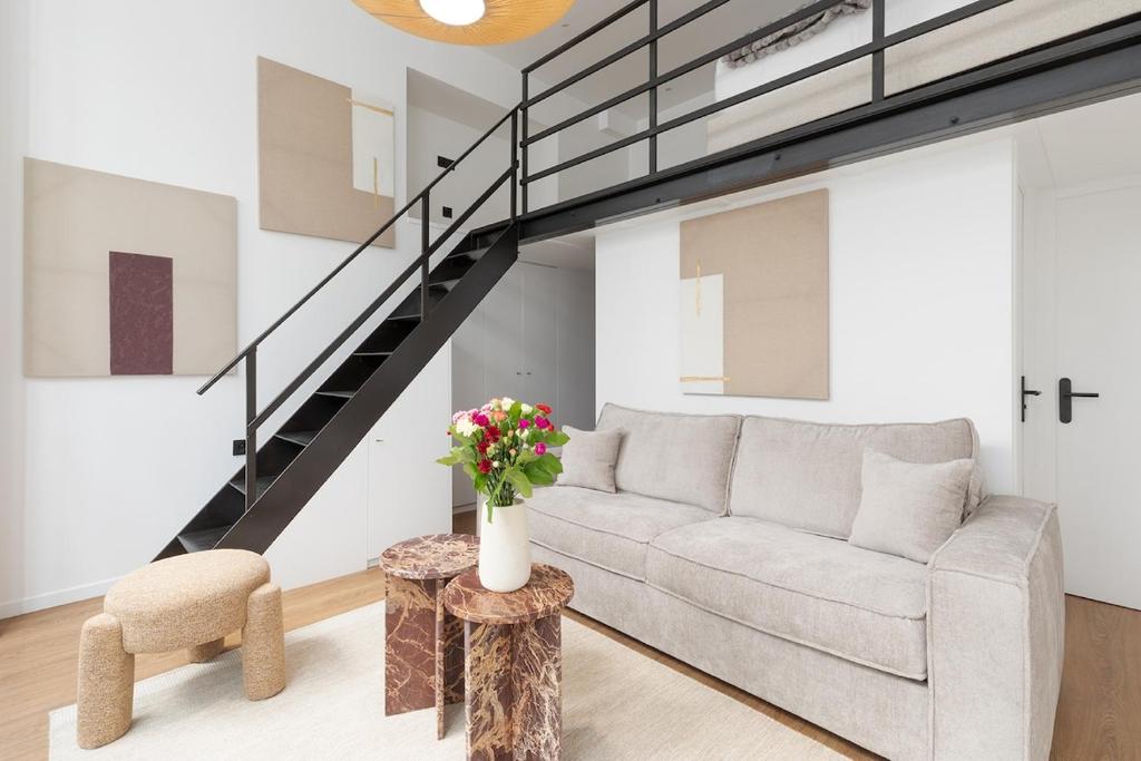 Luxury Apartment with AC in Paris City Center - 3