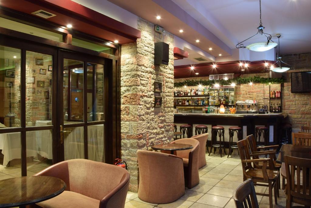 フロント・ロビー