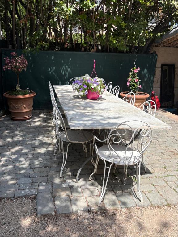 Charming apartment in historical house - 4