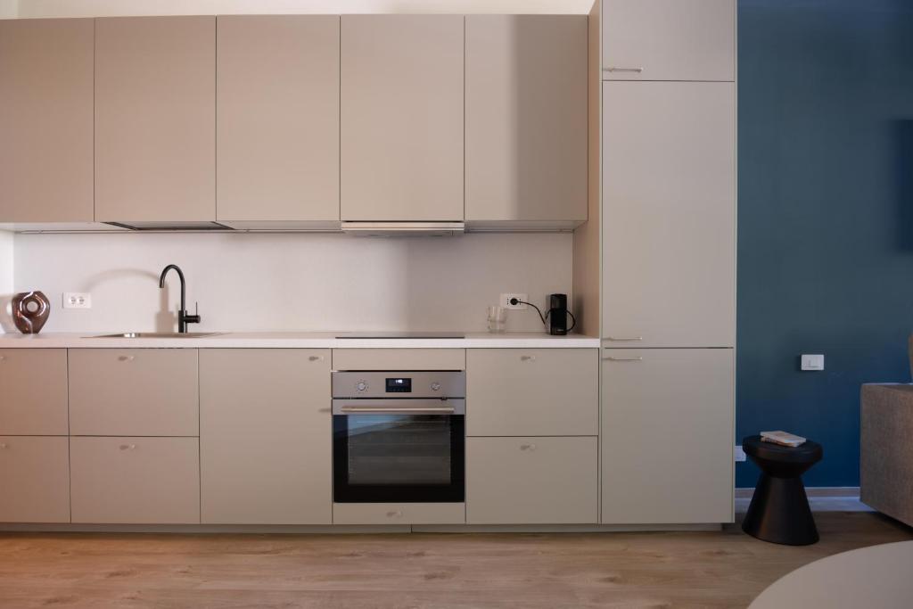 Diamond suite Apartment - 2 min walk to Bernina Express - 5