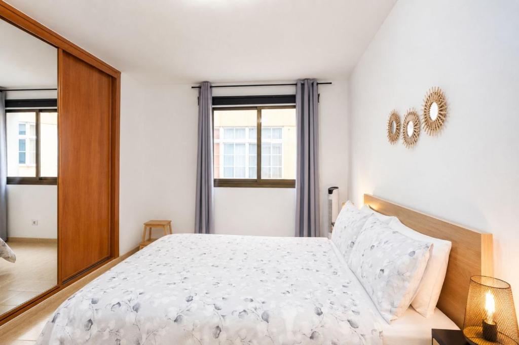 GuestReady - Las Canteras Beach Escape - 3