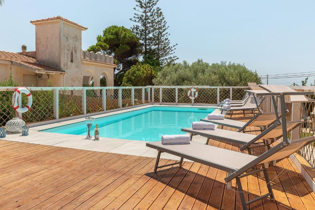 Villa Pomelia Private Beach Access - 2