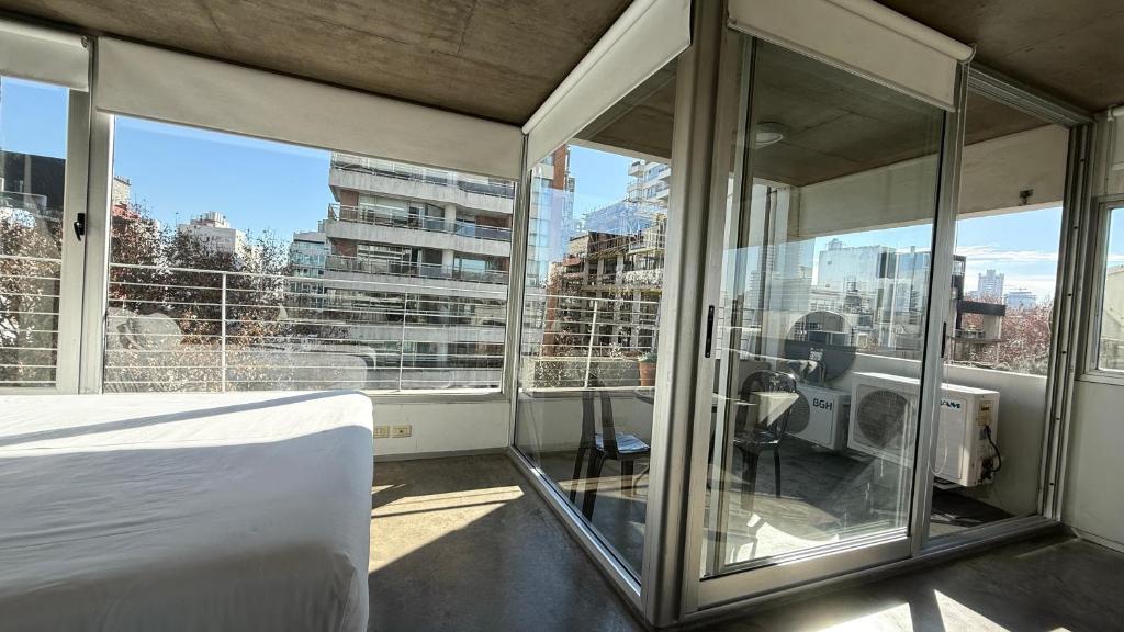 One-Bedroom Apartment with Balcony - 5