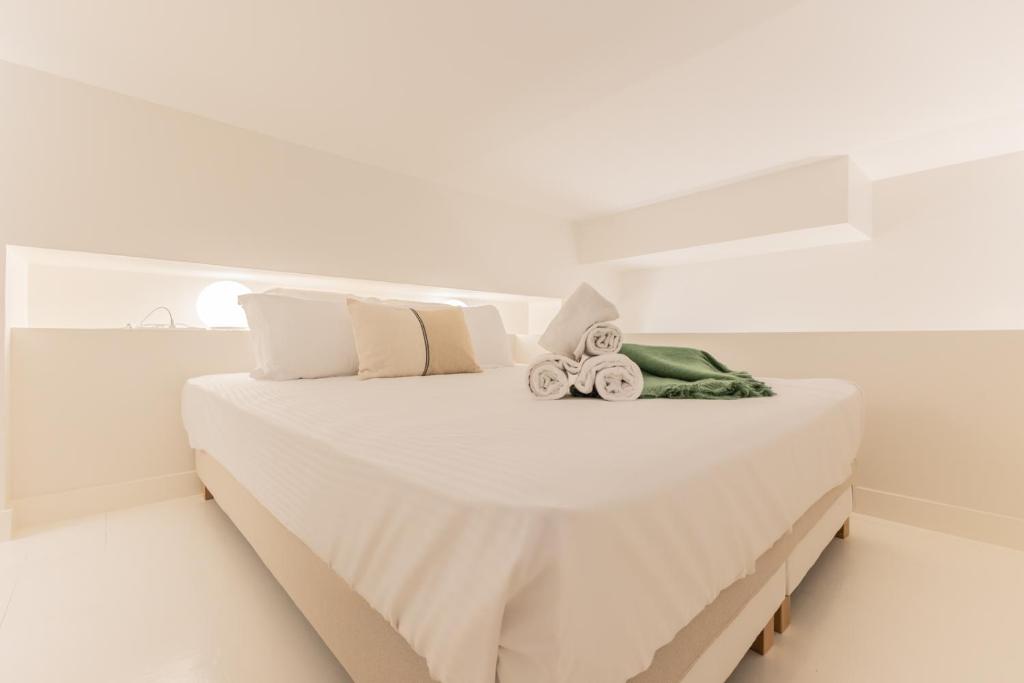 Magnifique Appartement avec Clim & Patio au coeur des Chartrons - 2