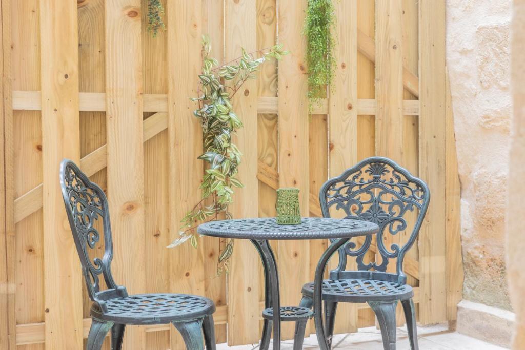 Magnifique Appartement avec Clim & Patio au coeur des Chartrons - 3