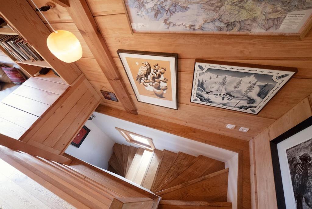 Charming Alpine Retreat in Val d Isère - 2