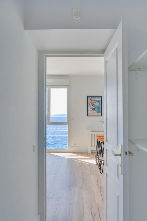 Appartment T3 Corniche Kennedy - Front Mer - Vallon - 5