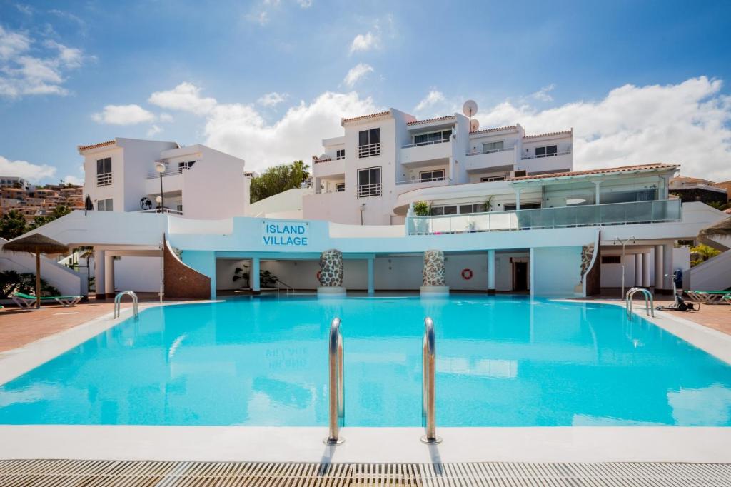 Lovely Island Village 1 with comunity pool - 2