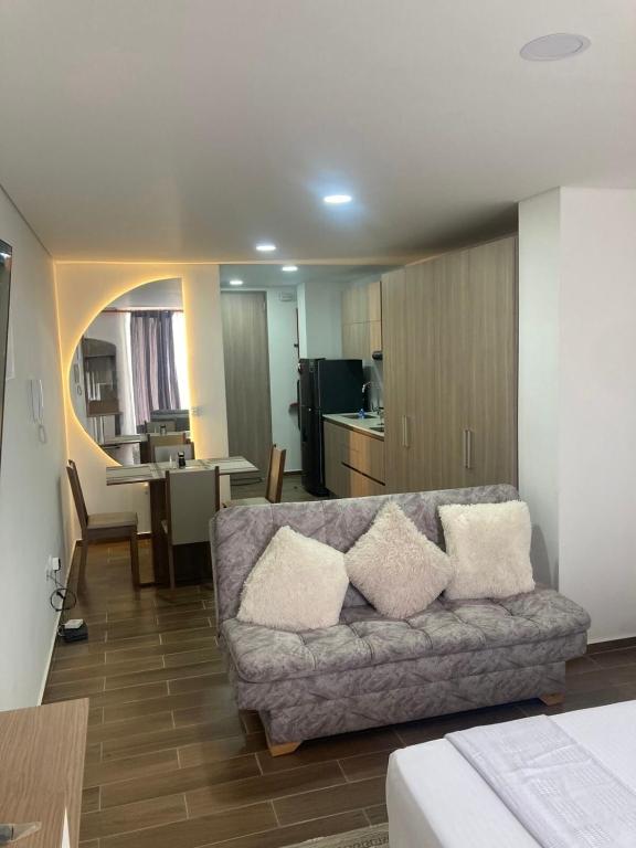 Tribeca Loft Acacias Moderno estudio con balcon y aire acondicionado - 4