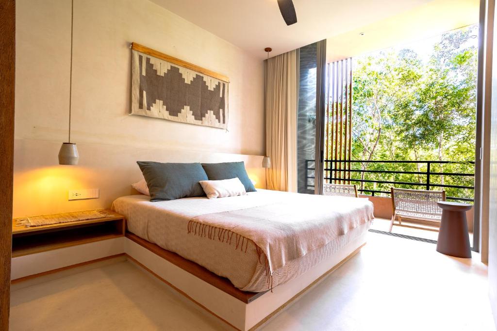 Lavish New Studio-Resort Style Complex - 4